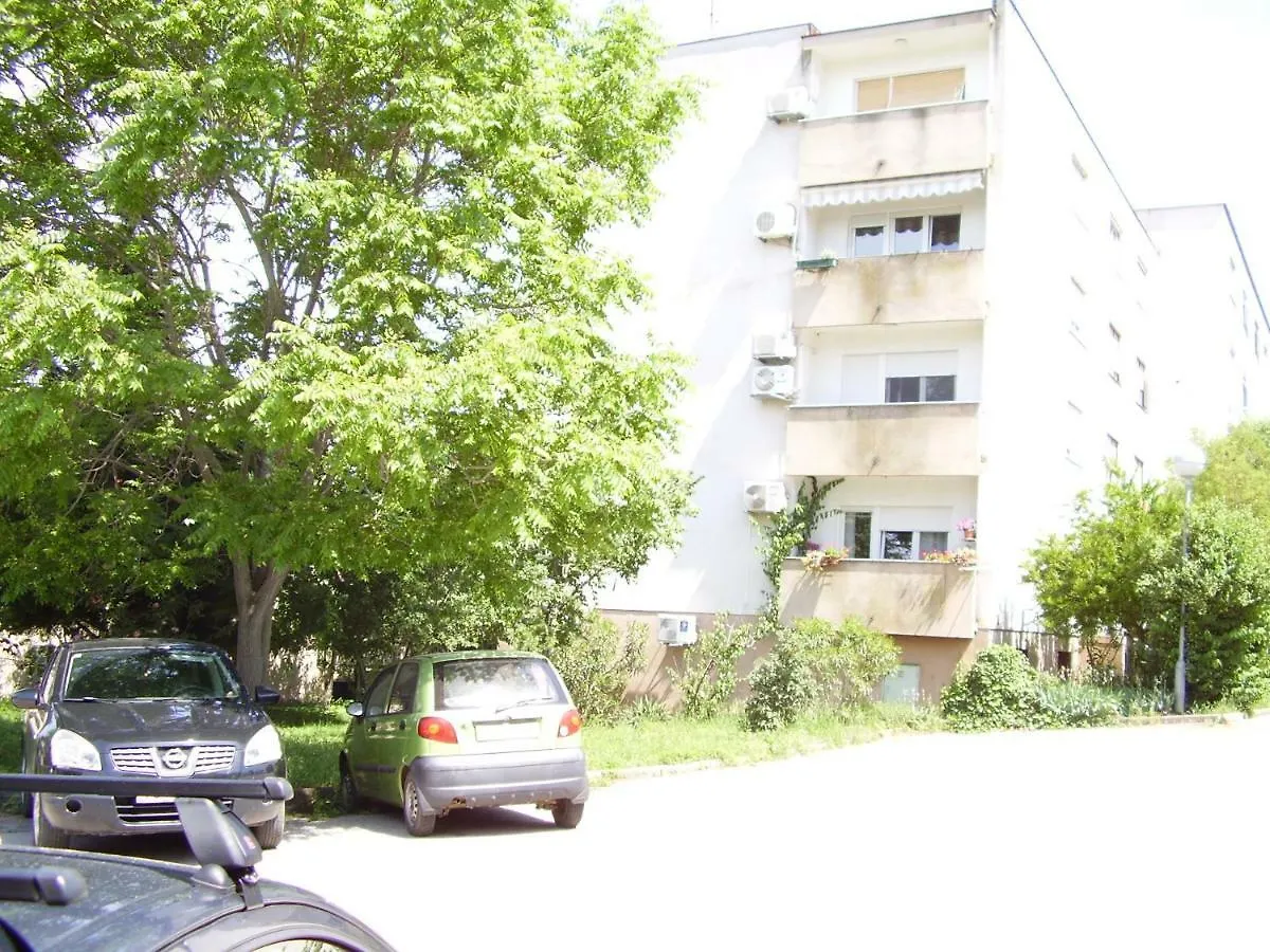 Apartment Pizonova 3 Pula